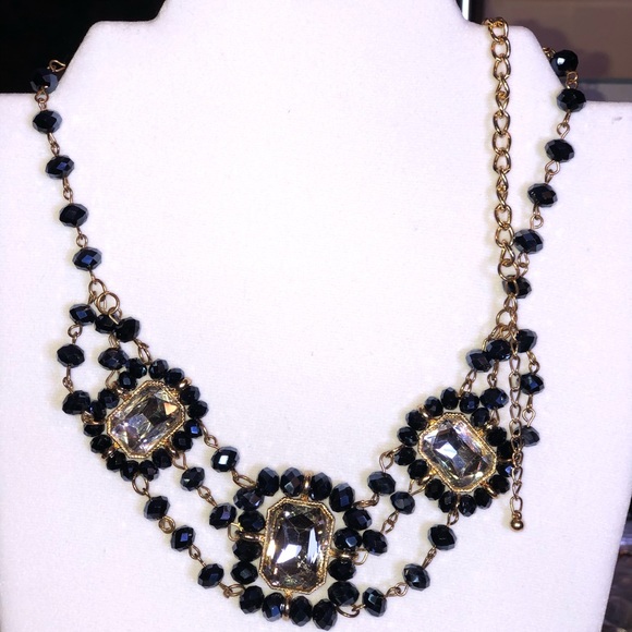Black Shiny beads Necklace - Picture 1 of 1